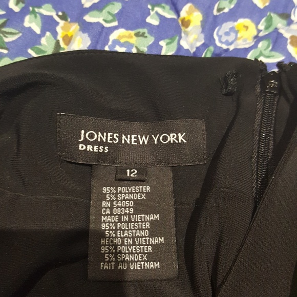 Jones New York Halter Dress - Picture 3 of 5